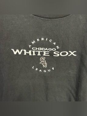 Vintage Chicago White Sox Black Graphic Crewneck Shirt